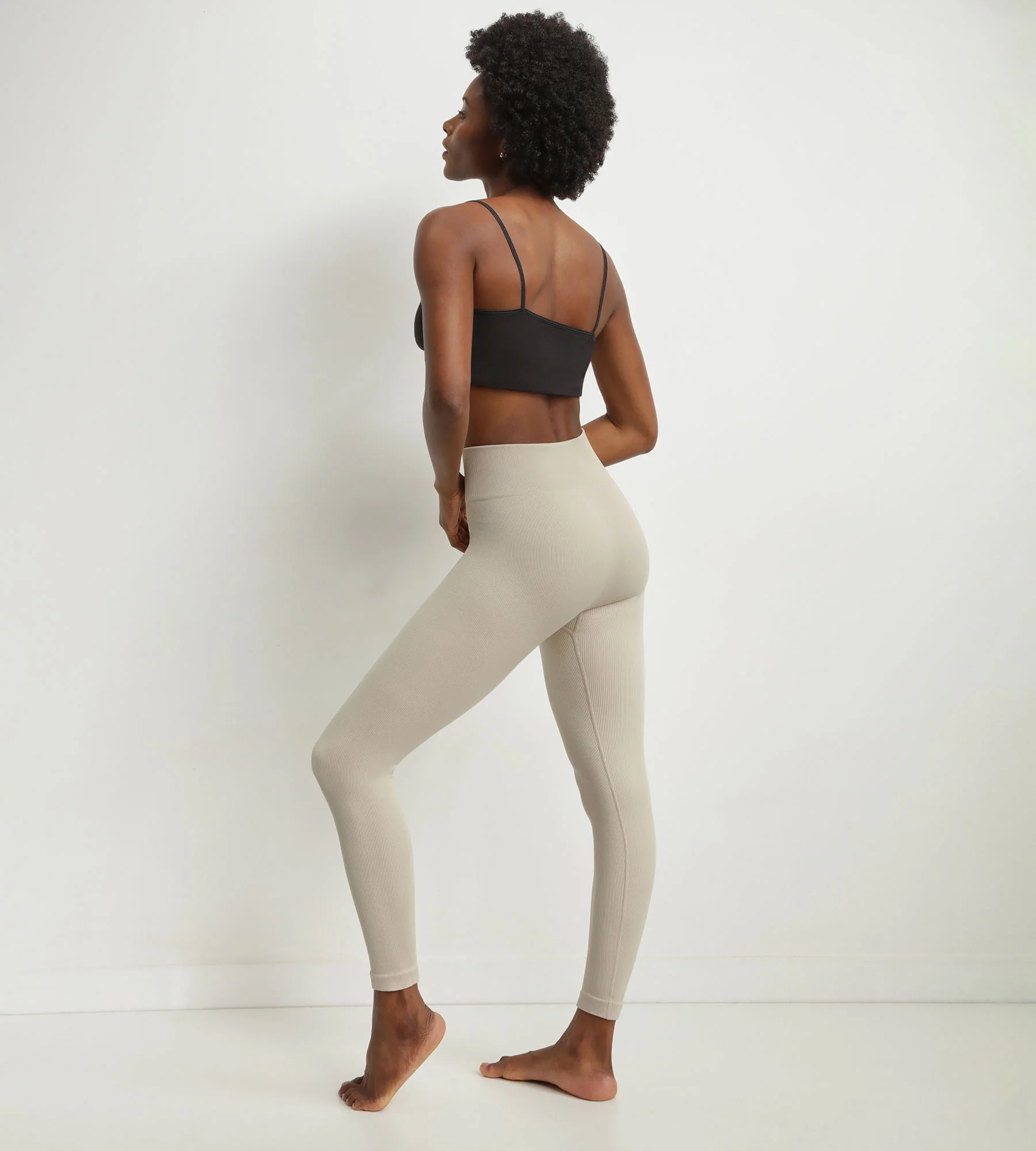Legging de mujer de punto canalé Beis Dim Comfywear - Imagen 4