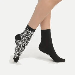 Pack de 2 pares de calcetines de algodón bio con estampado floral negro Dim Good