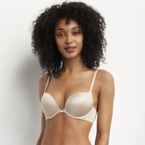 Sujetador estilo push-up con aros de microfibra Nude Beyond Sexy de Dim