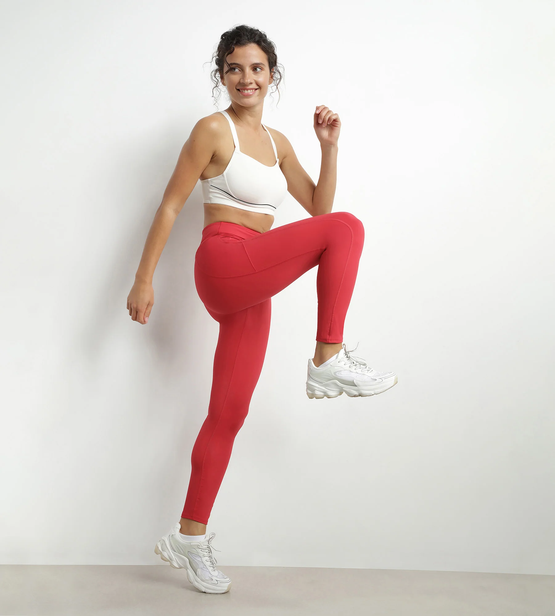 Sujetador deportivo modelador de microfibra Crudo Dim Move - Imagen 3