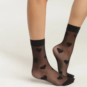 Calcetines de gasa negra transparente para mujer con corazones Dim Style